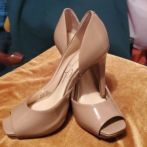 Jessica Simpson Heels Size 5.5 Tan/Cream/Nude